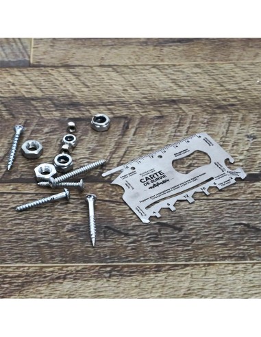 Carte de survie multifonction...